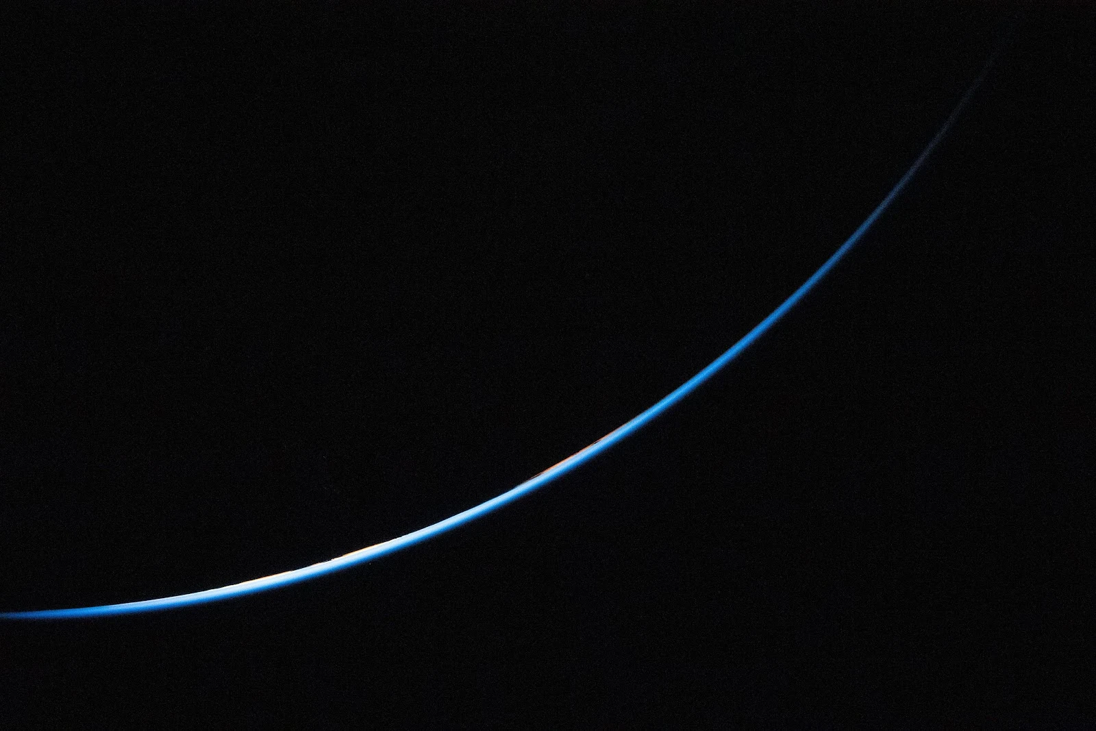 Earth Horizon From Space - Space Photography 5K Wallpaper (5297x3531)