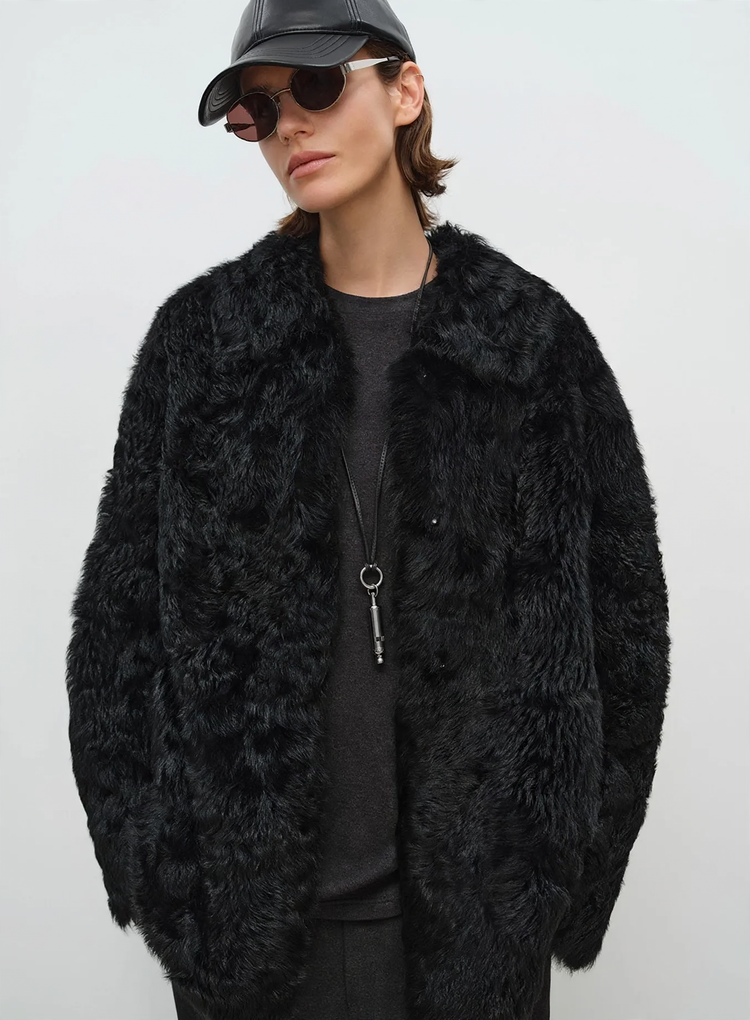 Women's coat made of lambskin imitation in Tuscan look