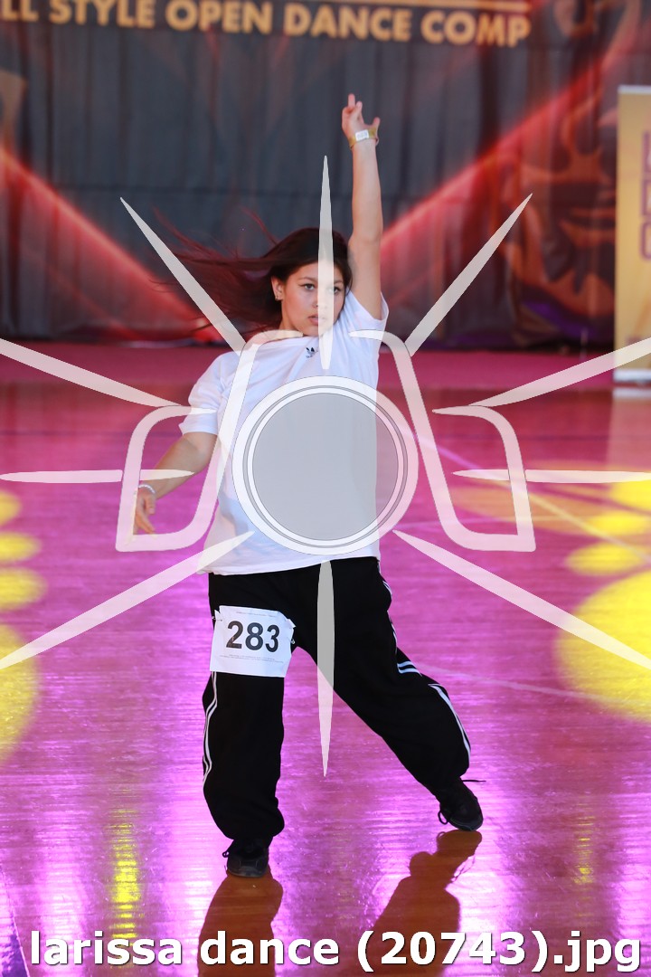 larissa dance (20743).jpg
