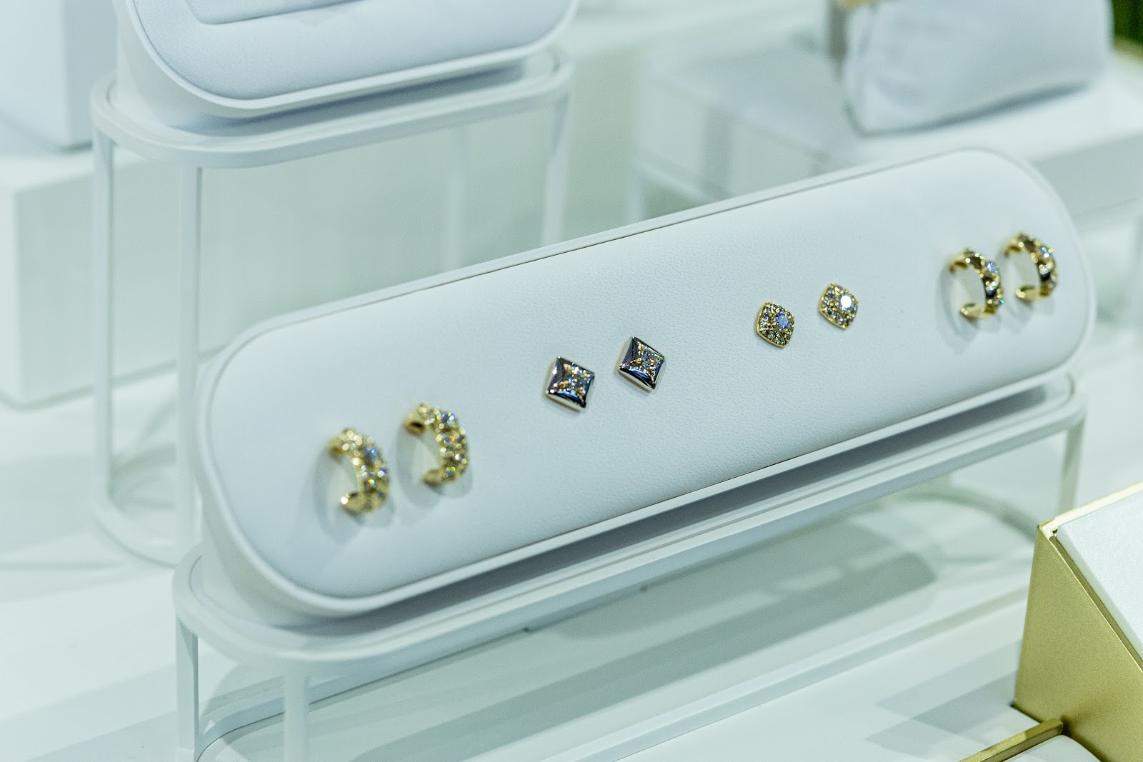 De Beers 16