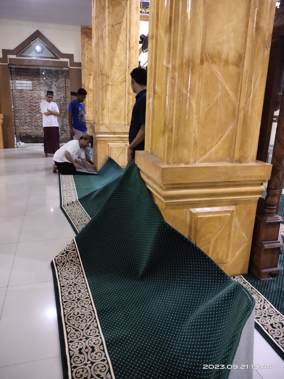 Galeri obras & pasang karpet masjid 3