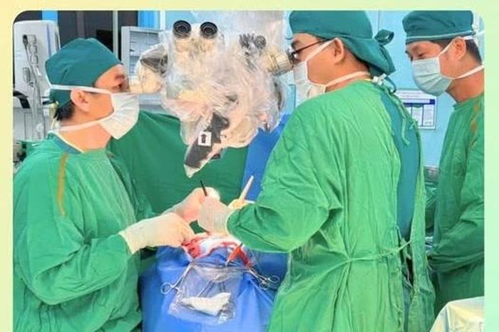 Phẫu thuật bệnh lý Moyamoya ngăn ngừa đột quỵ tái phát ở trẻ - Báo Tri thức &amp; Cuộc sống