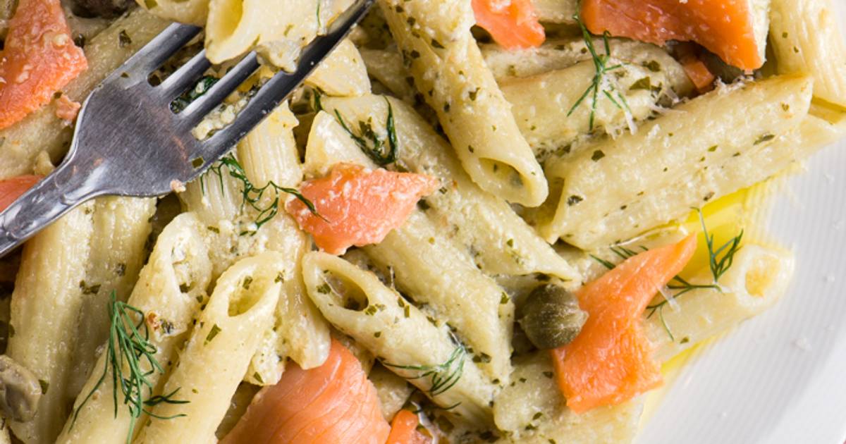 Mì Pesto & Cá Hồi Xông Khói - Creamy Pesto Penne with Smoked Salmon