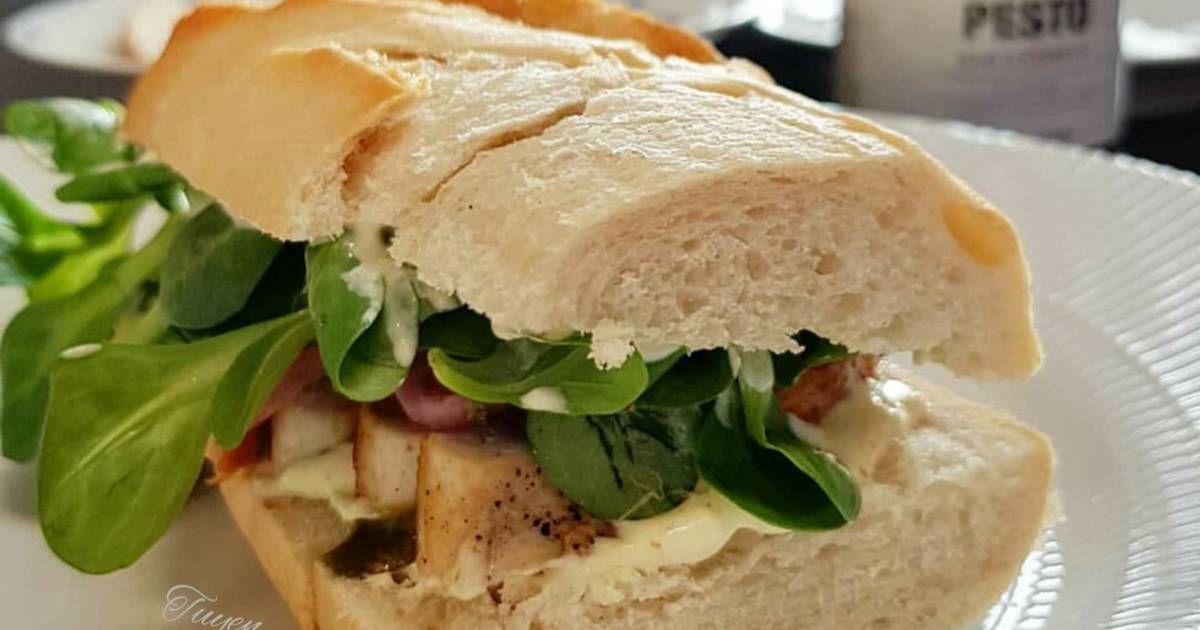 Bánh mì gà
