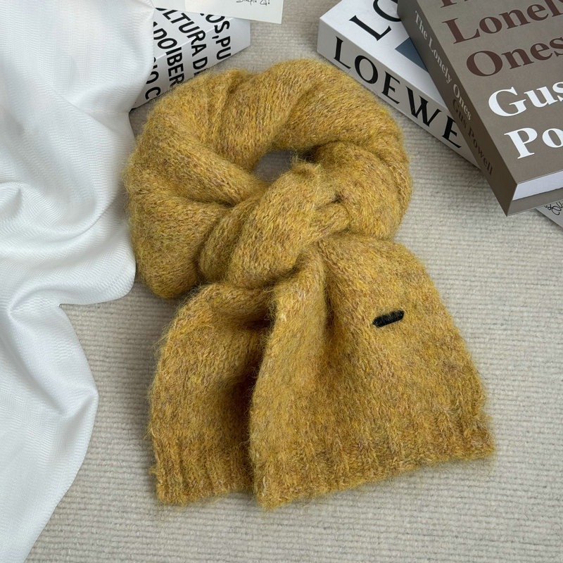 Knitted scarf made of alpaca wool blend, 150x20 cm