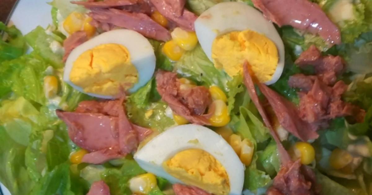 Salad xà lách cá ngừ và trứng