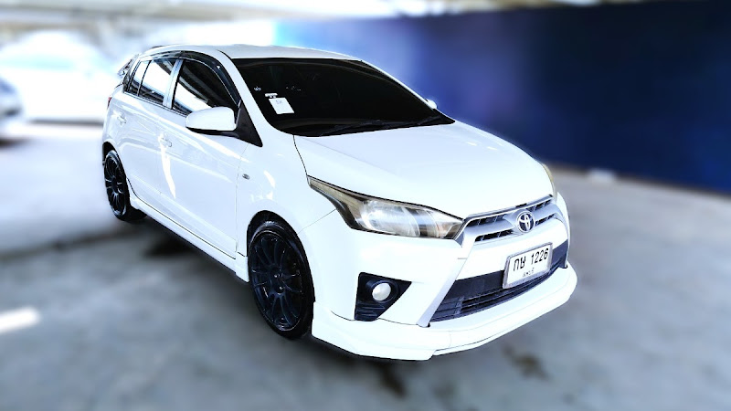 TOYOTA YARIS ECO
