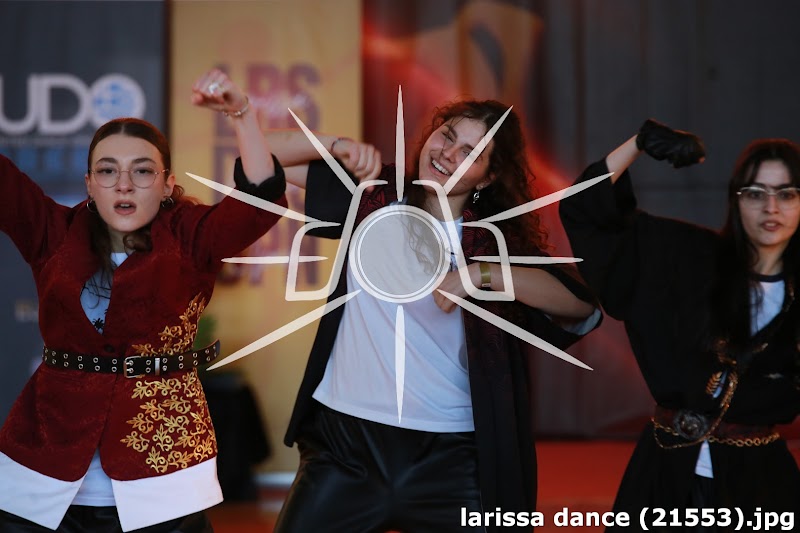 larissa dance (21553).jpg