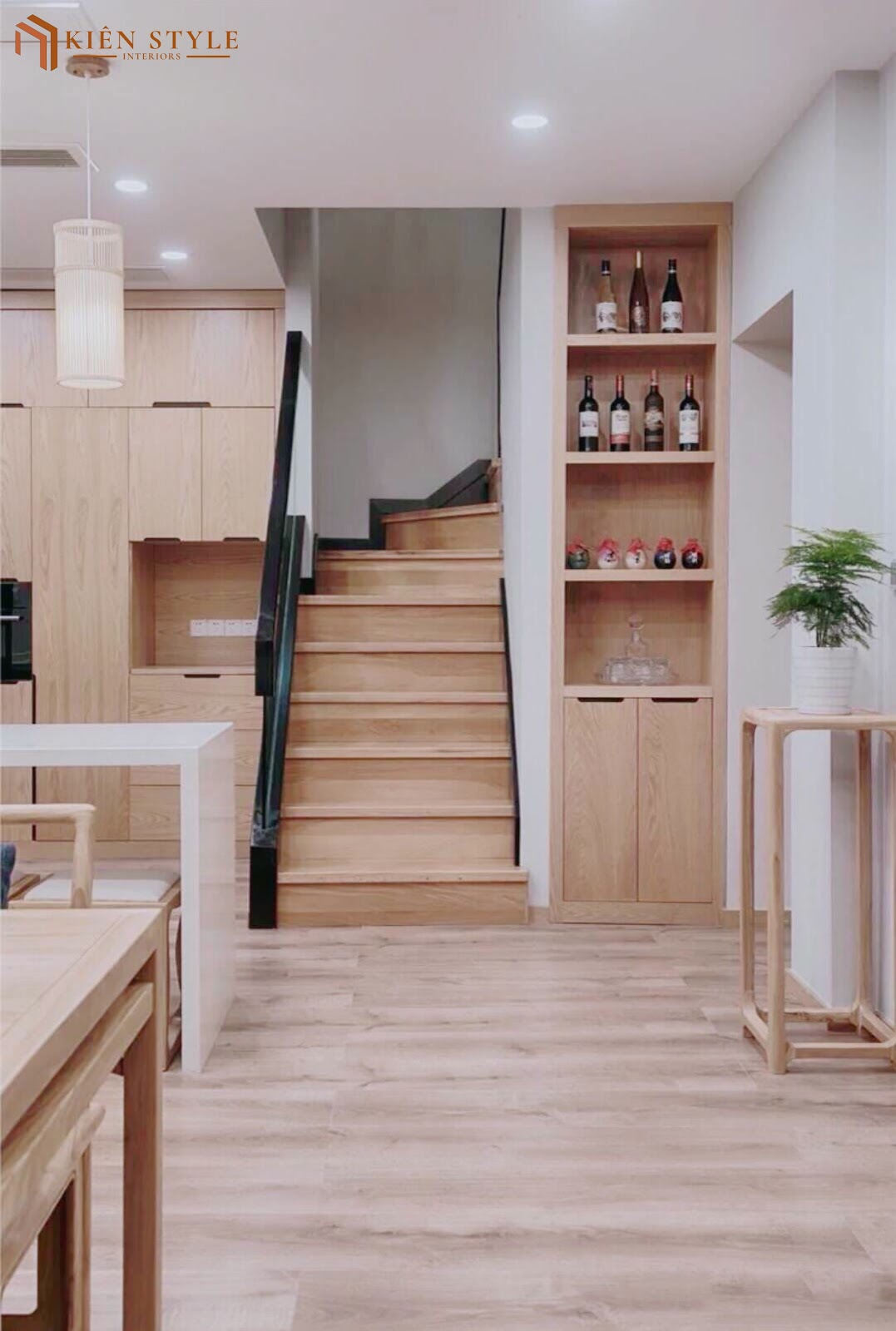 Mẫu tủ hầm cầu thang mới nhất 2024