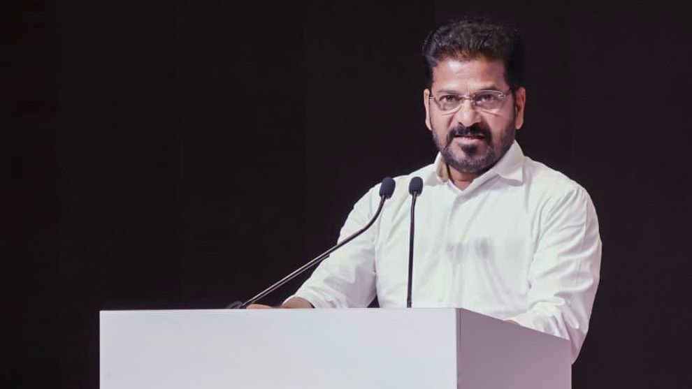 Telangana CM Revanth Reddy Seeks ₹1 Lakh Crore Each for Six Metro Cities