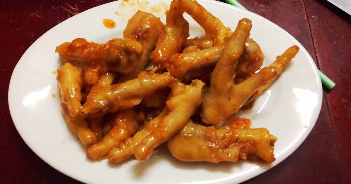 Chân gà xào tỏi ớt