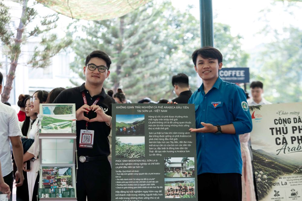 Chương trình “Hương sắc cà phê Arabica Sơn La”: Tăng cường kết nối giữa Nhà trường, Địa phương và Doanh nghiệp