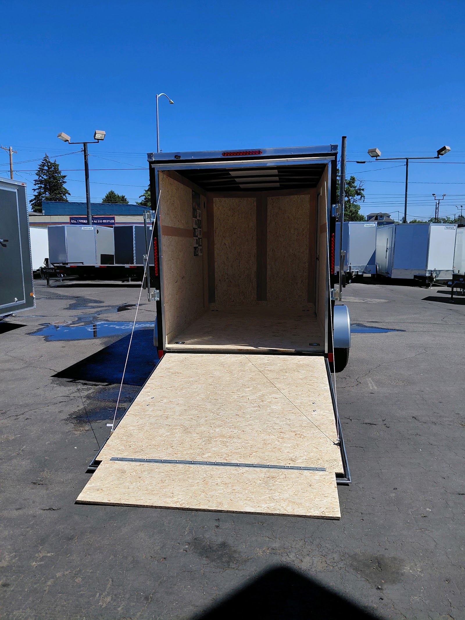 Passport Deluxe Enclosed Cargo