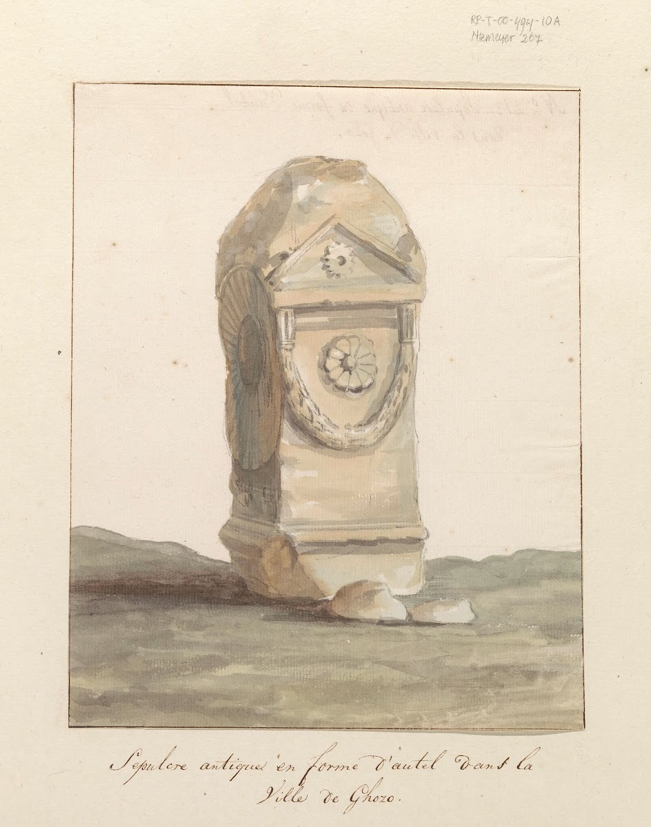 Grafmonument in vorm van klassiek altaar in stad Gozo 1778