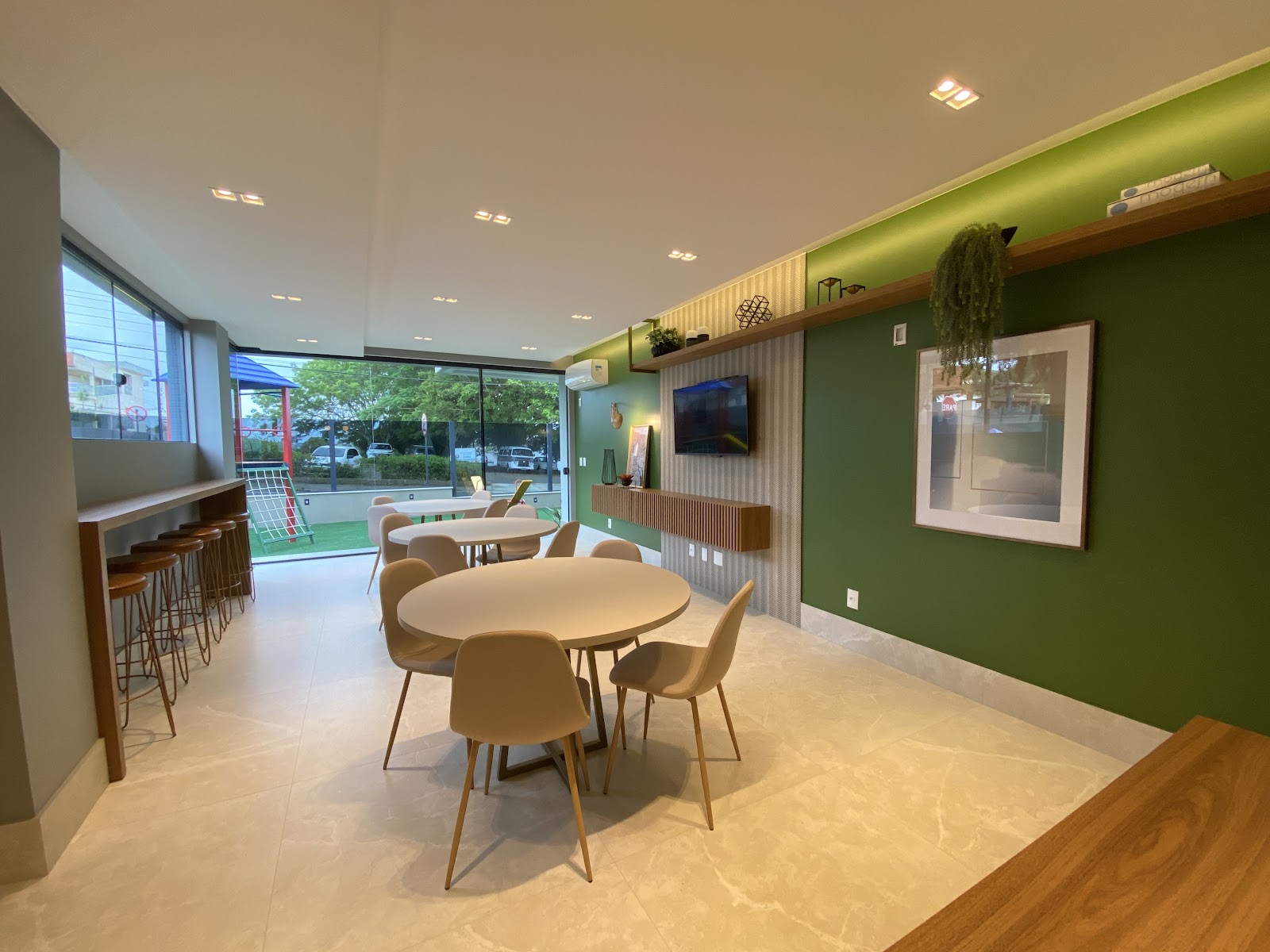 Castellano Residencial — imagem oficial 13