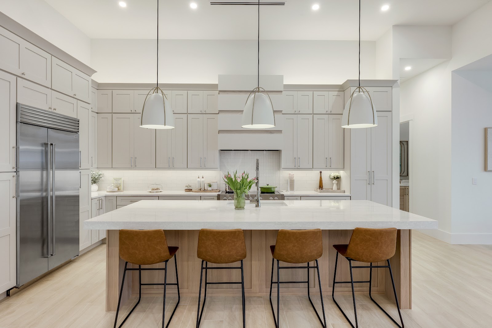 SW 14th Avenue interior