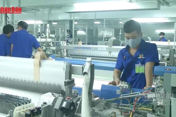 Ngành dệt may Việt Nam tái cấu trúc, tìm động lực tăng trưởng mới - Báo Nhân Dân
