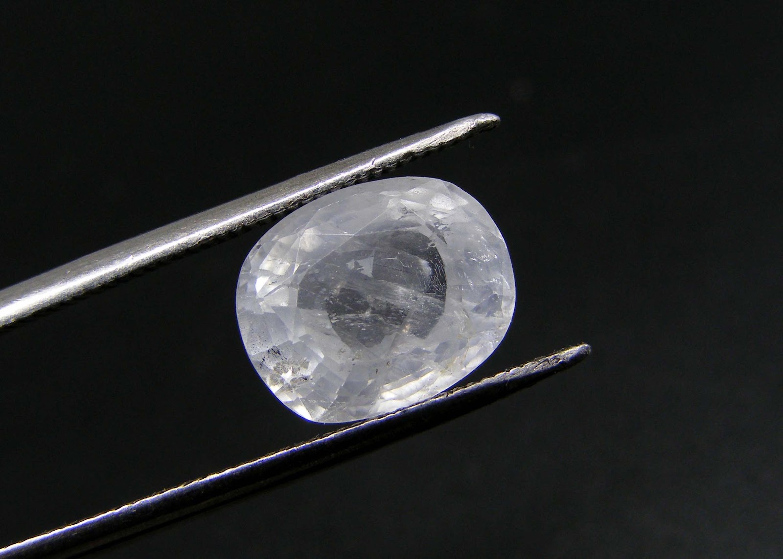 Natural white Sapphire
