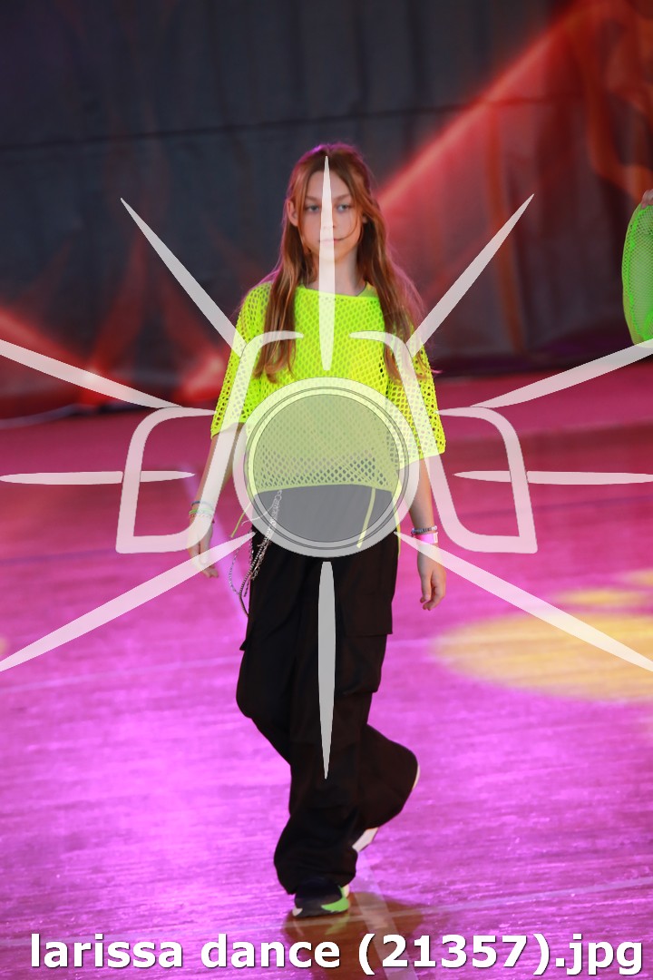 larissa dance (21357).jpg