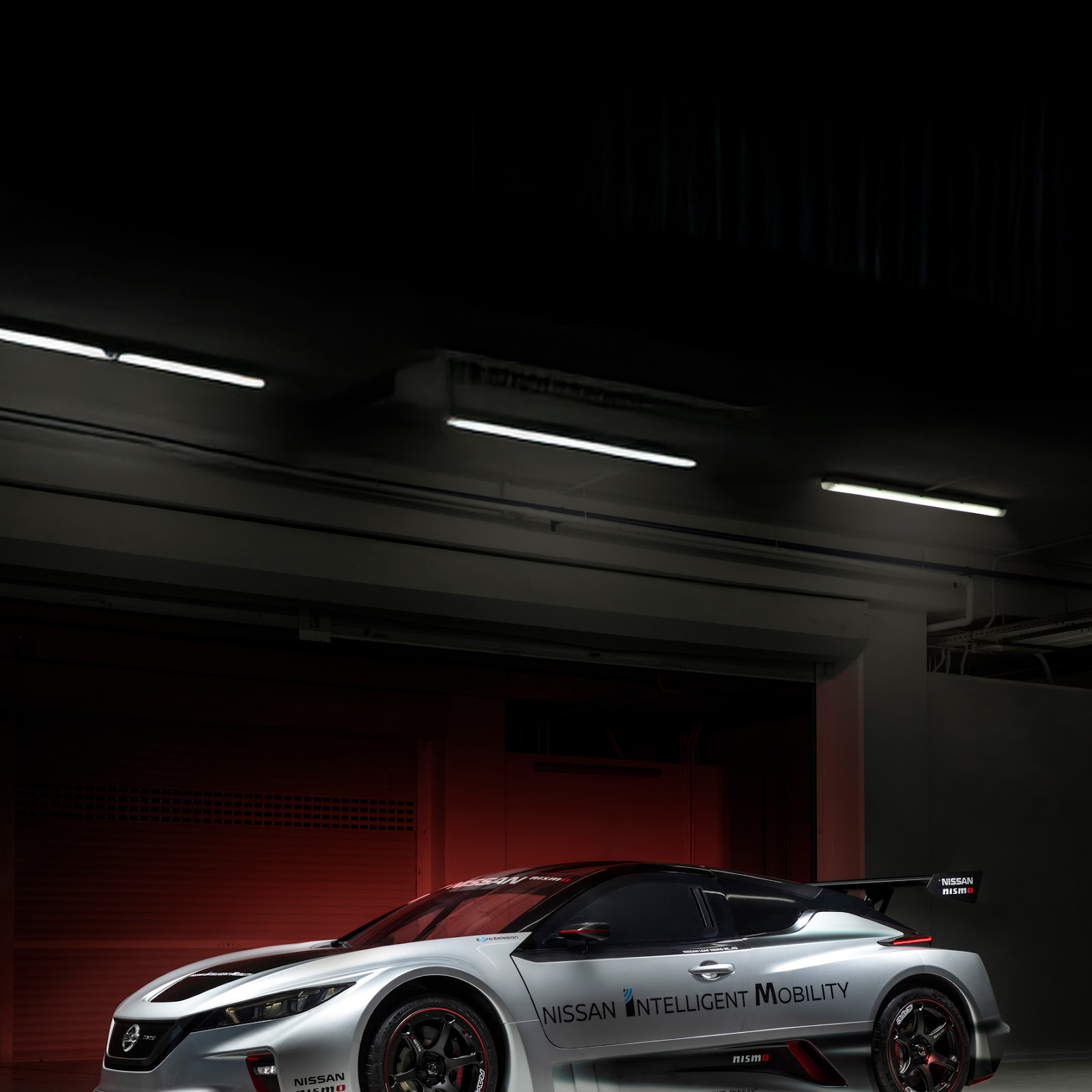 Download Nissan, Electric Vehicle, Sports Car, Automotive 2K iPhone