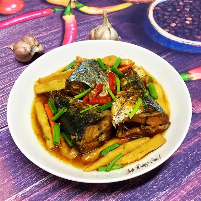 Cá Nục Kho Măng Tươi