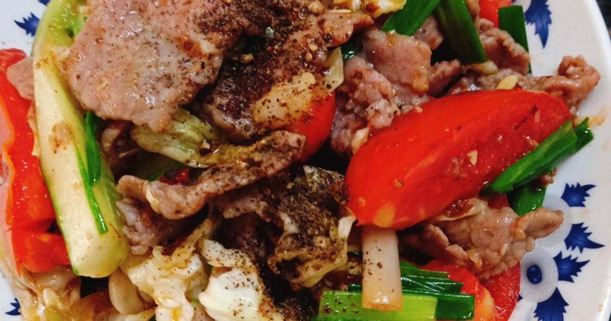 Bò xào cà chua bắp cải