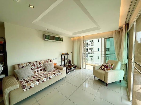 Sunset Boulevard Residence 1