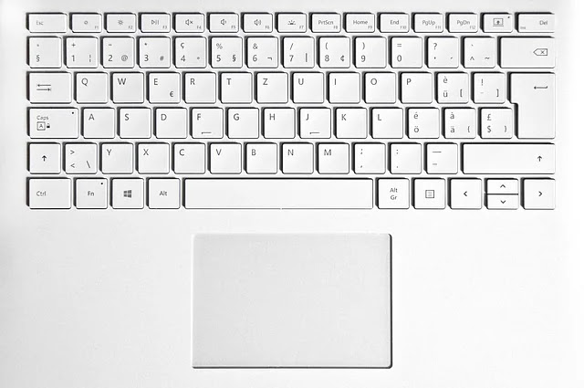 QWERTY 자판은 왜 표준이 됐을까