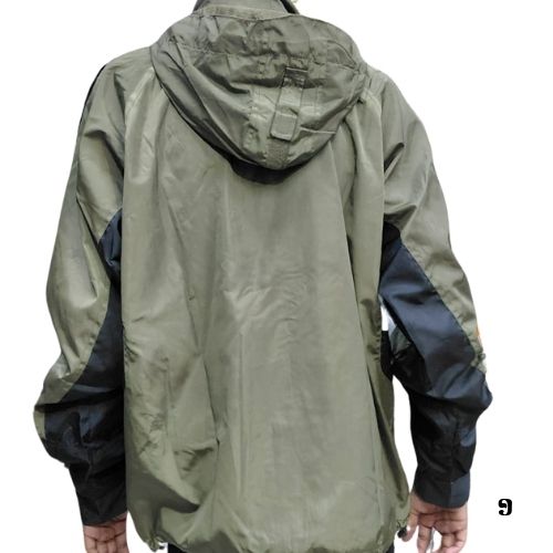 WINDCHEATER OLIVE GREEN