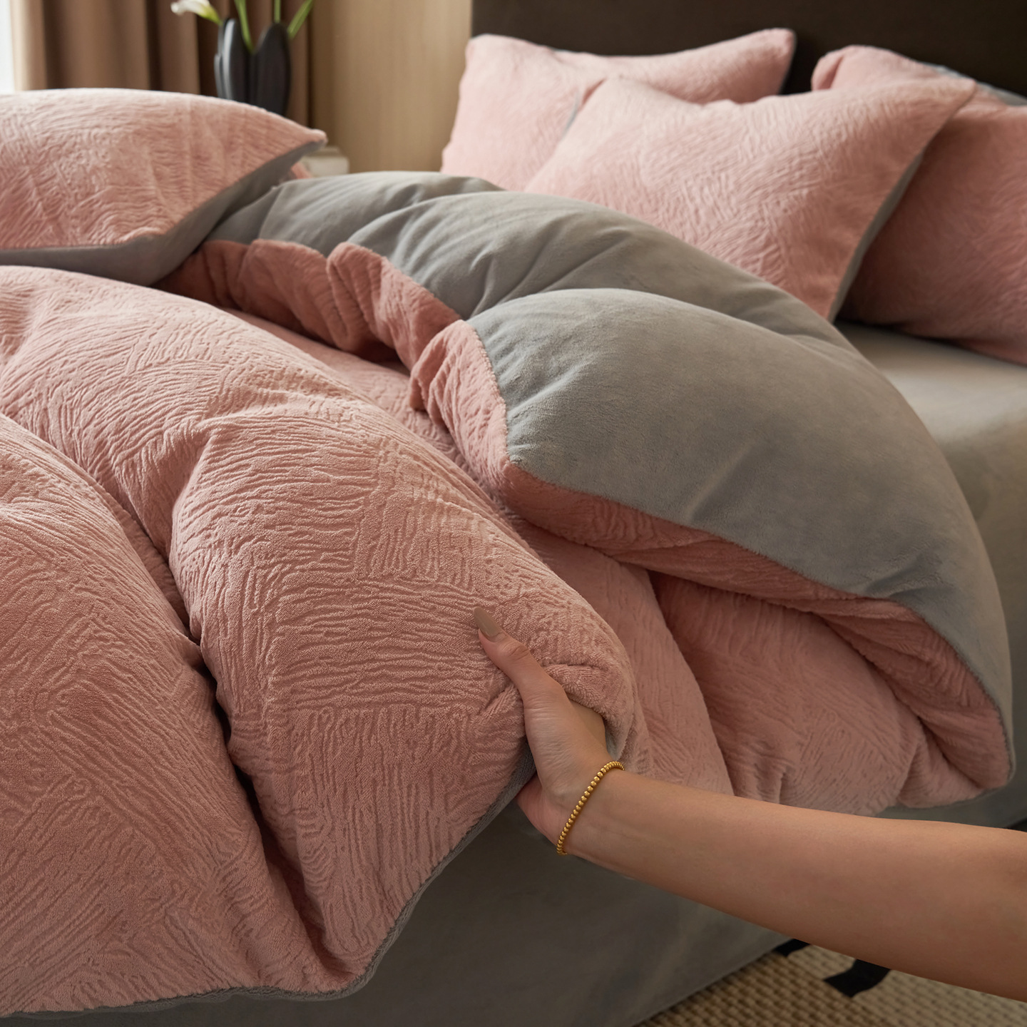 Winter bedding set, milk fiber fleece, geometric pattern