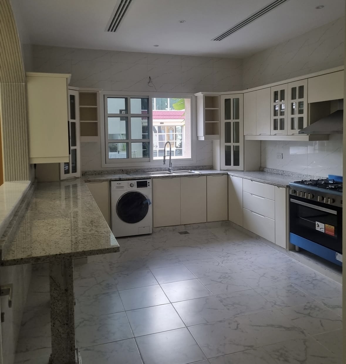 Shower glass enclosure Fujairah Al Taher Group UAE