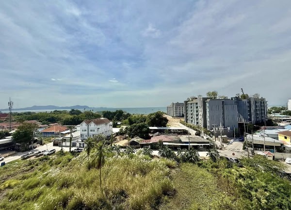 Somphong Condominium