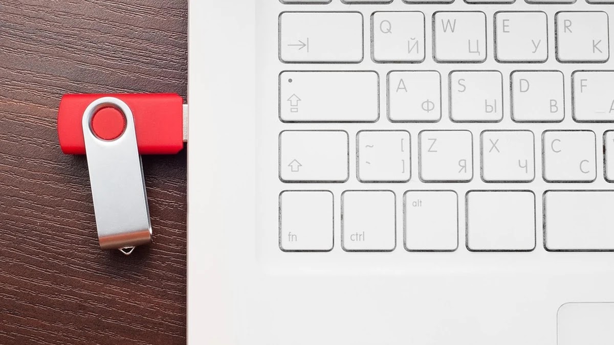 전자기기 메모리 종류별 구조와 성능 비교 기준