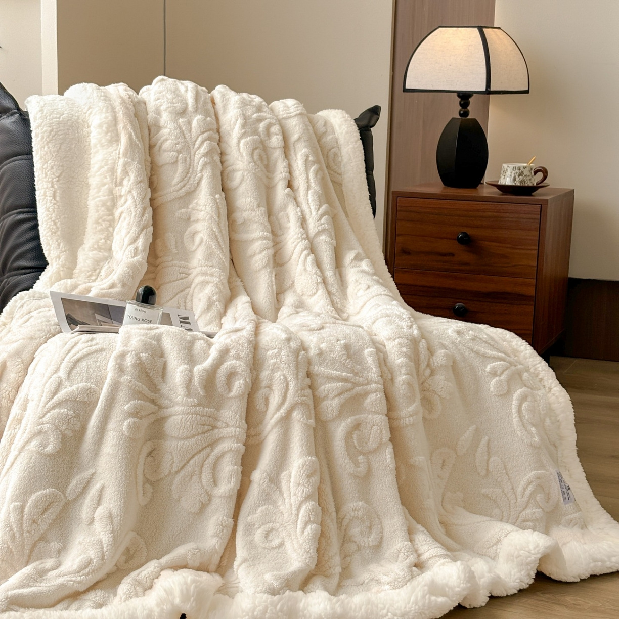 Jacquard-Wohndecke mit Lammfleece