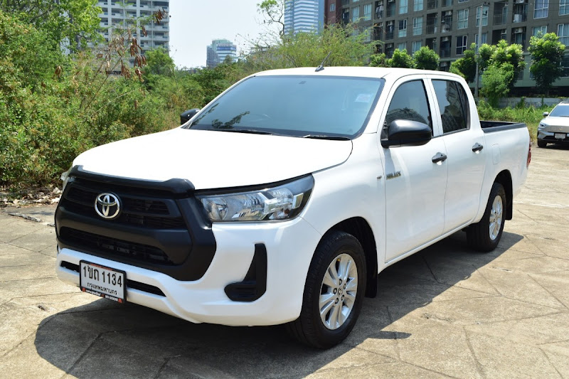 TOYOTA HILUX REVO