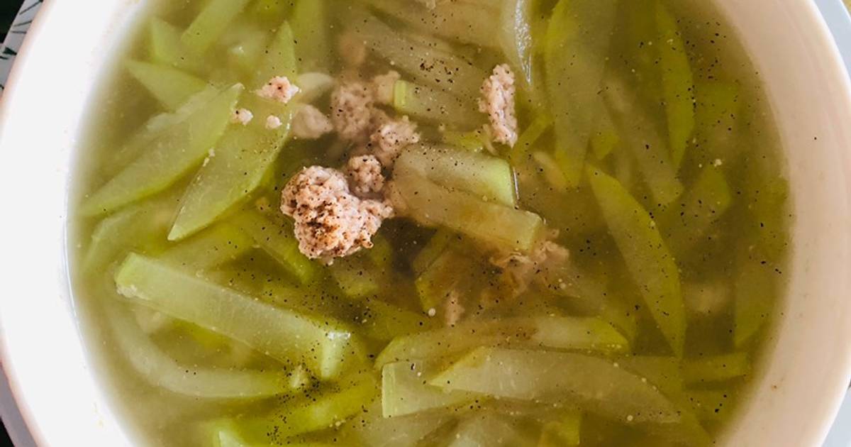 Canh bầu nấu thịt bằm