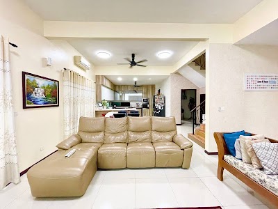 3 Storey Semi-D Taman Tropika 2, Sungai Tangkas Kajang — foto 7/10