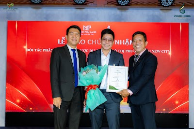 BinhPhoto-4830.jpg