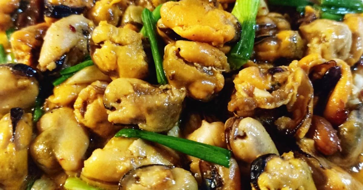 Sò Vẹm Xanh Bơ Tỏi Sate - Blue Mussles w Garlic Butter