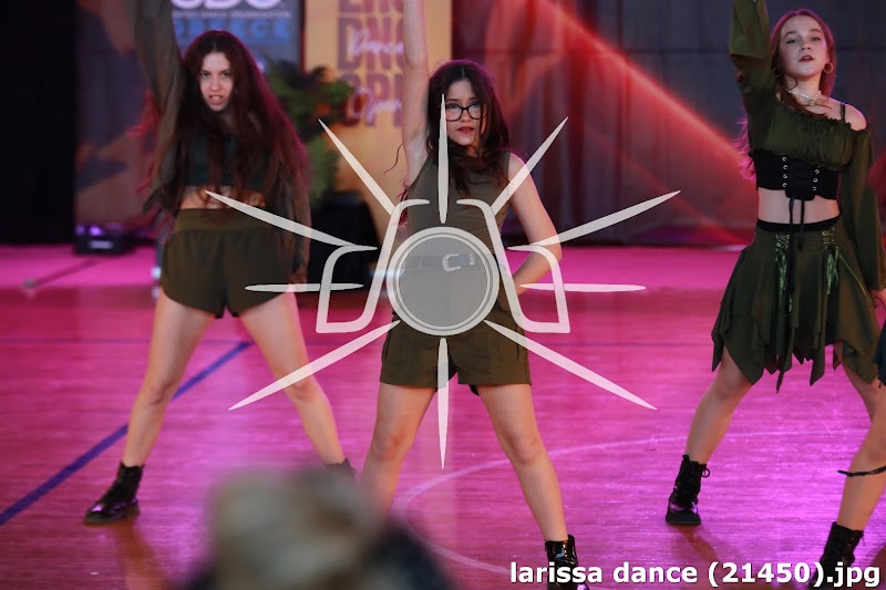 larissa dance (21450).jpg