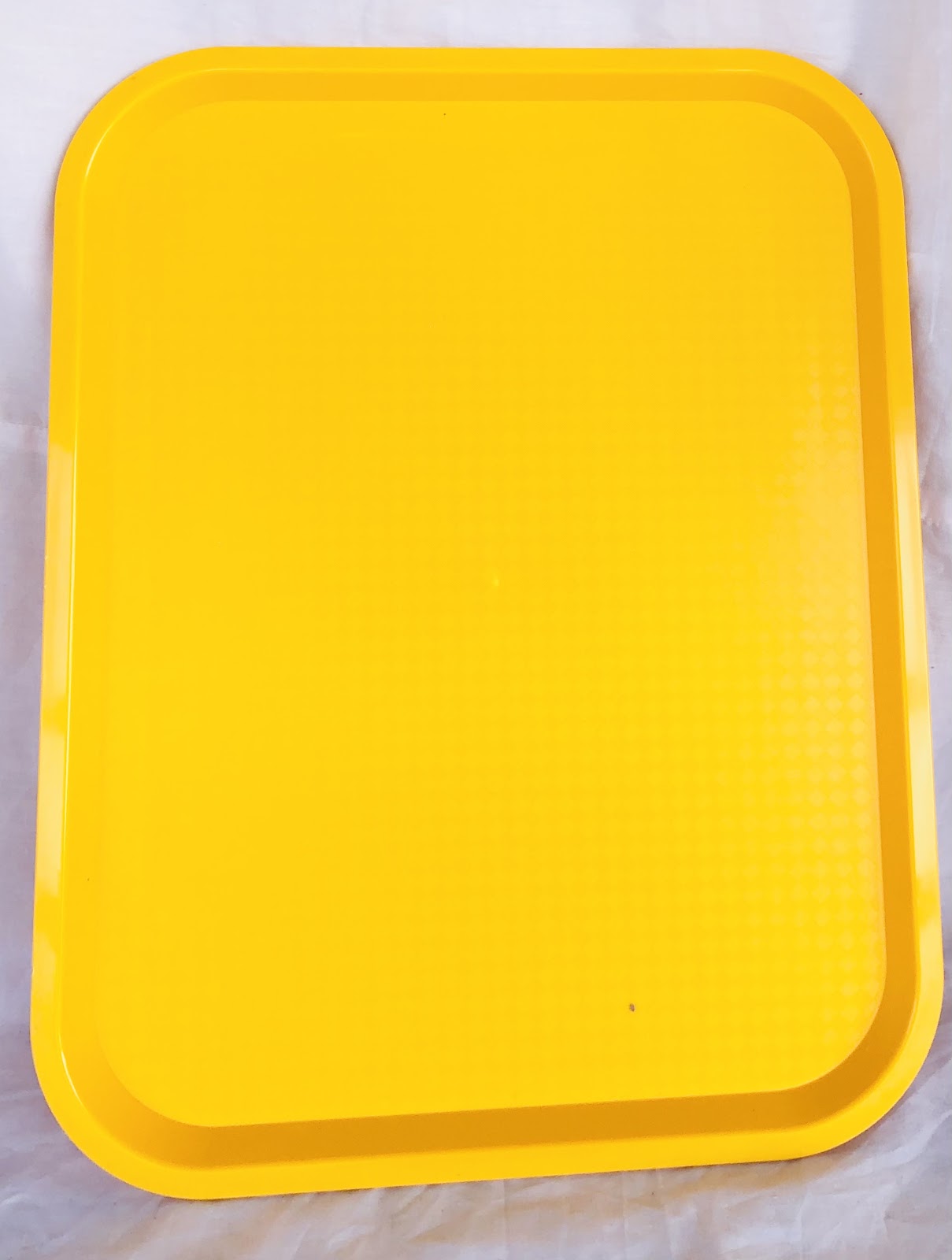 Plastic Coloured Tray b/s (JB-1418)