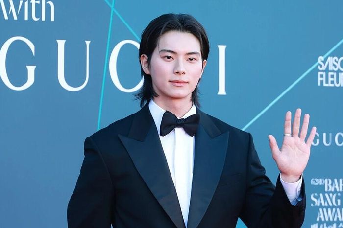 Không nằm ngoài dự đoán, Lee Chae Min đã giành giải 'Nam diễn viên mới xuất sắc nhất' tại 'Baeksang lần thứ 62' - Chuyên trang Sinh viên Việt Nam - Báo Tiền Phong