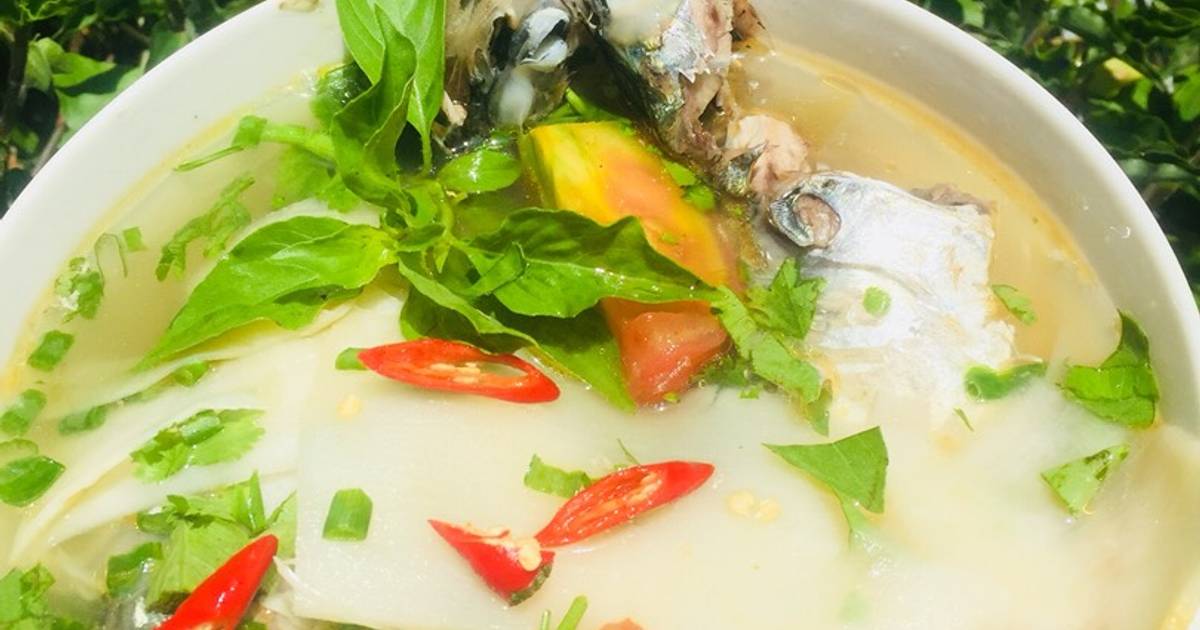 Cá nục nấu măng chua