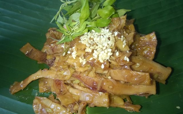 Khô Mực Xào Me Chua Ngọt