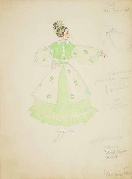 Pirates of Penzance Kate Patterned cream dress with green underskirt and green c