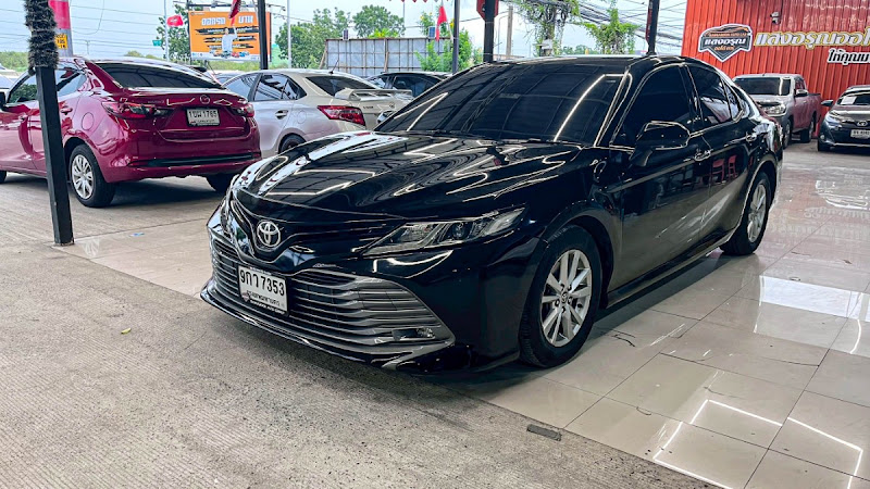 TOYOTA CAMRY