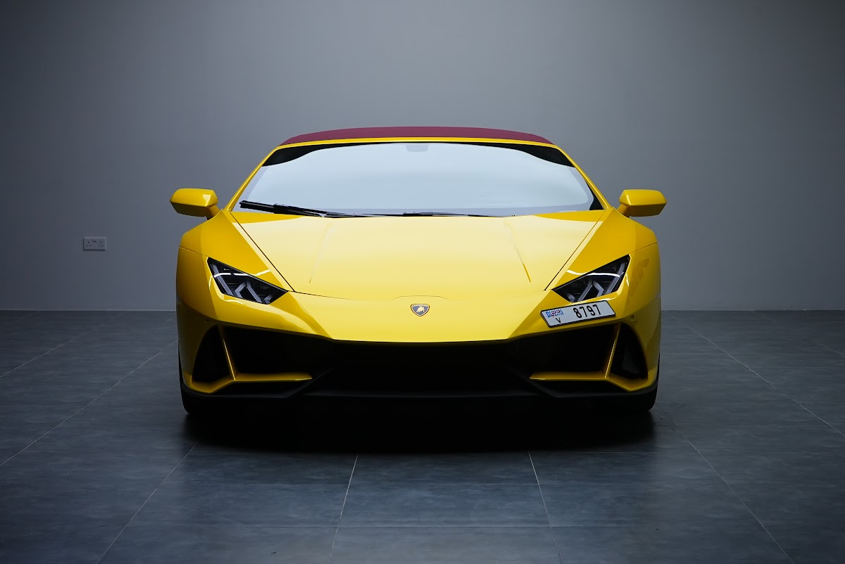 Lamborghini Huracan EVO Yellow