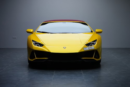 Lamborghini Huracan EVO Yellow