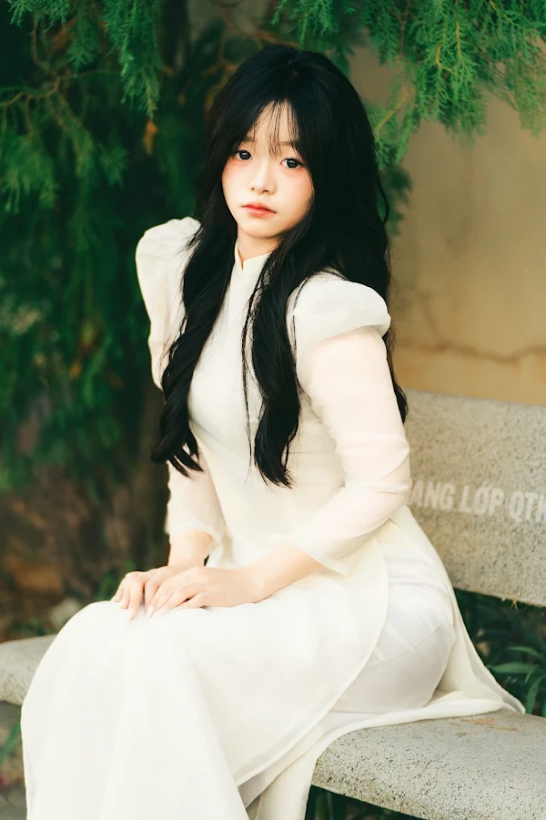 Thùy Linh thumbnail 1