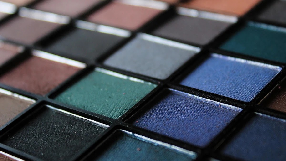 스마트스토어 브랜드 아이덴티티 색상 선정 기준과 심리적 영향 분석